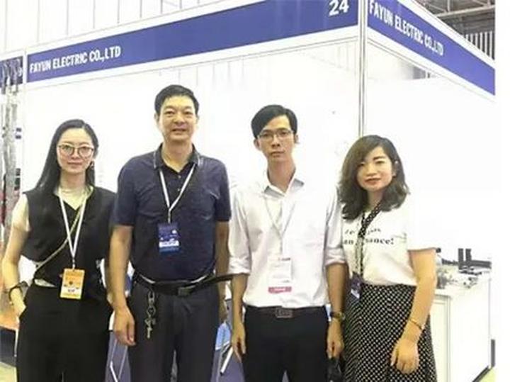 Phân tích SWOT Hotspot Matrix: Triển vọng và Thách thức trong Thị trường Video Ngắn
